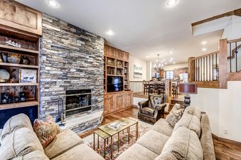 22 Highlands-print-050-48-Living Room-2845x1900-300dpi