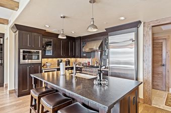 Edgemont 2302
