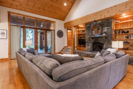 Multiple Fireplaces