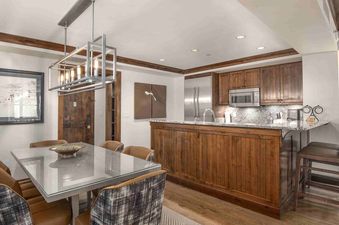 Timbers Bachelor Gulch 3606