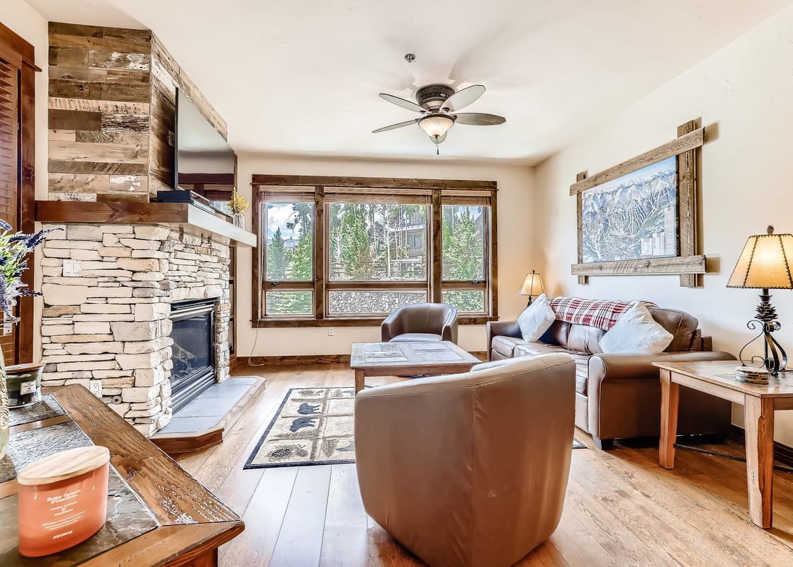 01 BlueSky Breckenridge 516