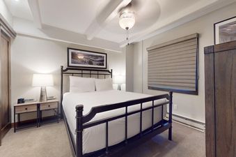 Landmark 204