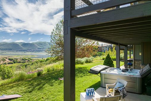 Private Hot Tub