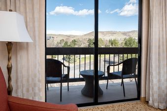 Denver Marriott West King Patio Guest Room