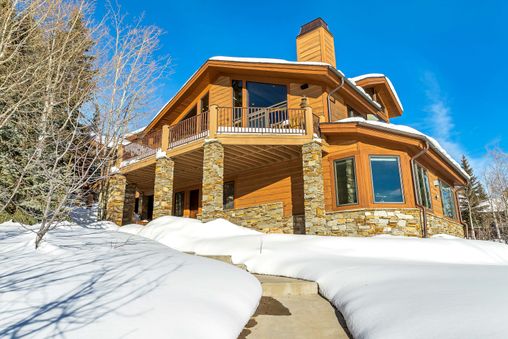 Ski-in/Ski-out access to Success Run