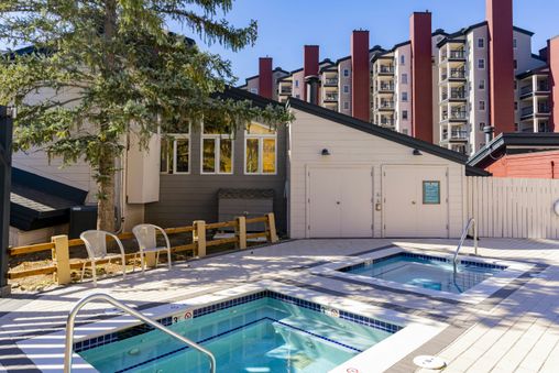 Hot Tubs (Shared)