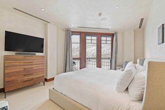 12 Bedroom