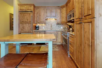 landmark217kitchen