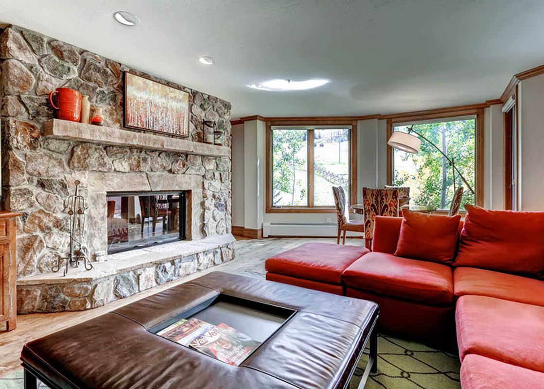 04-McCoy-Peak-Lodge-602-Living-5-1