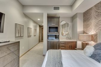 Stein Eriksen Residences Hotel King