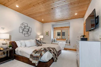15 Master Bedroom