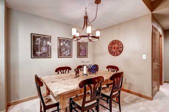 8-Highlands-Westview-101-Dining1
