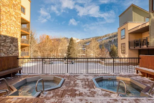 Community Hot Tubs