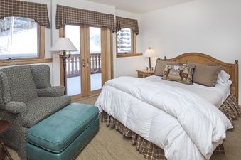 Bedroom 2 with queen bed