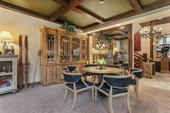 Trails End Lodge 13