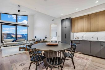 Electric Pass Lodge 604