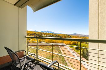 Alpenglow Junior Suite