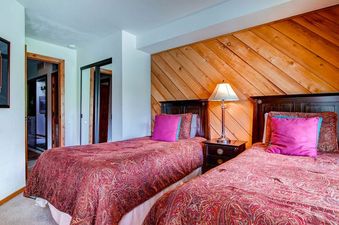 24-ridgepoint-185-bed-d2