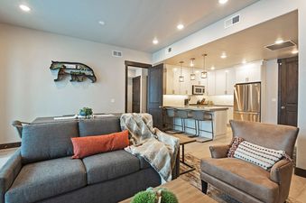 05 Blackstone 1F