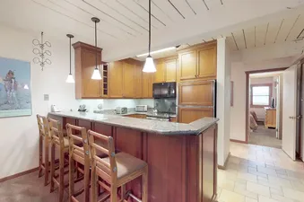 03 Kitchen