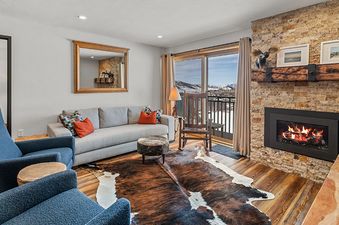 Bear Claw 2 Slope View 310