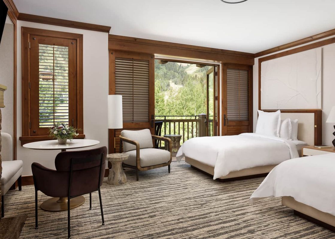 Four Seasons Mountain Side Accessible Room