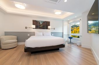 Signature Suite 631