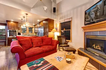 03 Abode on Woodside