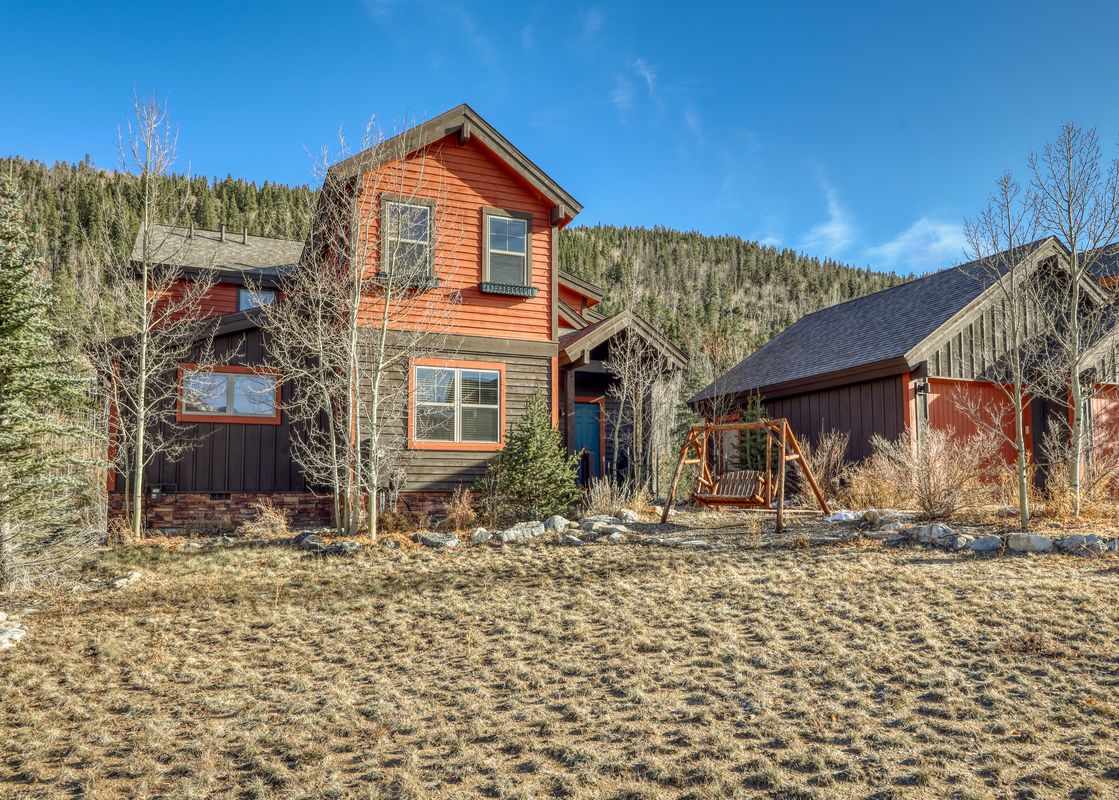 01 Vista Point Home