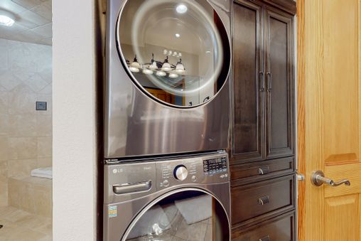 In-residence Washer and Dryer