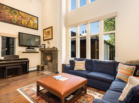 Fifth Avenue Unit 205