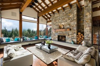 04 Living Area