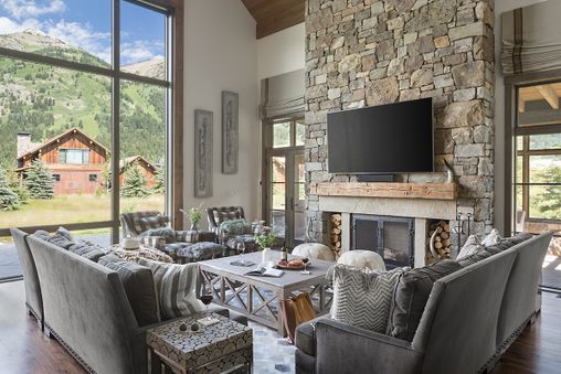 Multiple Fireplaces