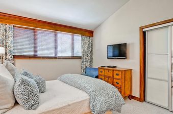 EastWestResorts -HS508 Twin2