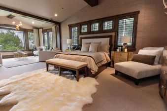 13 Master Suite