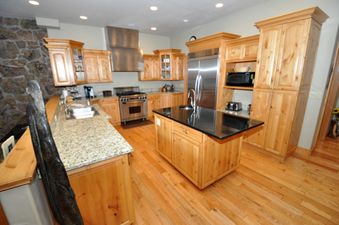 15 Streamside 4444