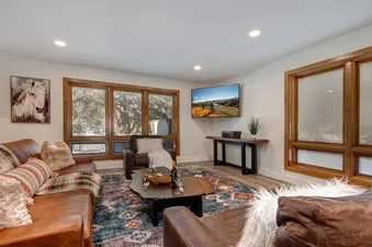 02 Living Room