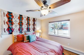 10 Bedroom