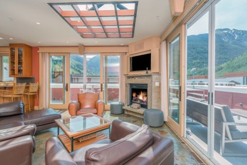 Gas Fireplace