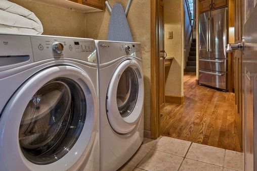 In-residence Washer and Dryer