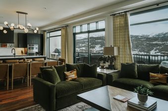 Summit Hotel Penthouse 1001