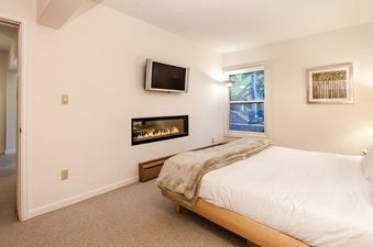 05 Bedroom