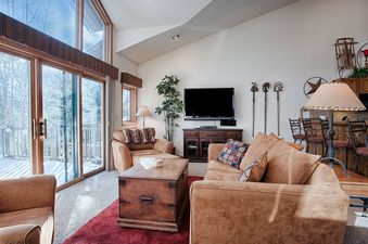 One Breckenridge Place 4