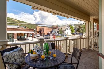 10 Abode at Snowdancer