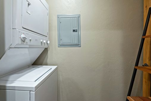 In-residence Washer and Dryer