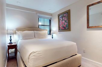 Landmark 109