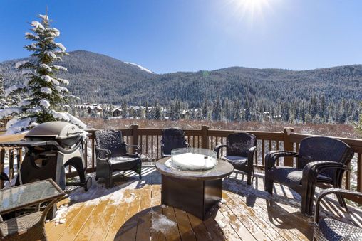 Outdoor Fire Pit