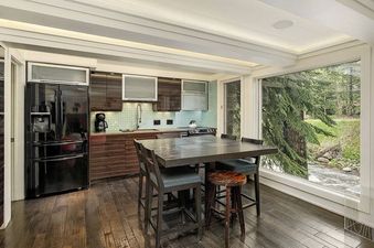 05 Chateau Eau Claire 9