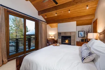 Fox Run Cabin
