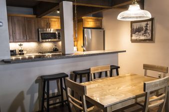 Cottonwoods Unit 1F